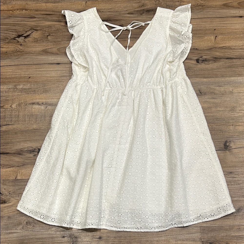 Jessica Simpson White Eyelet Women’s Dress - Picture 5 of 11